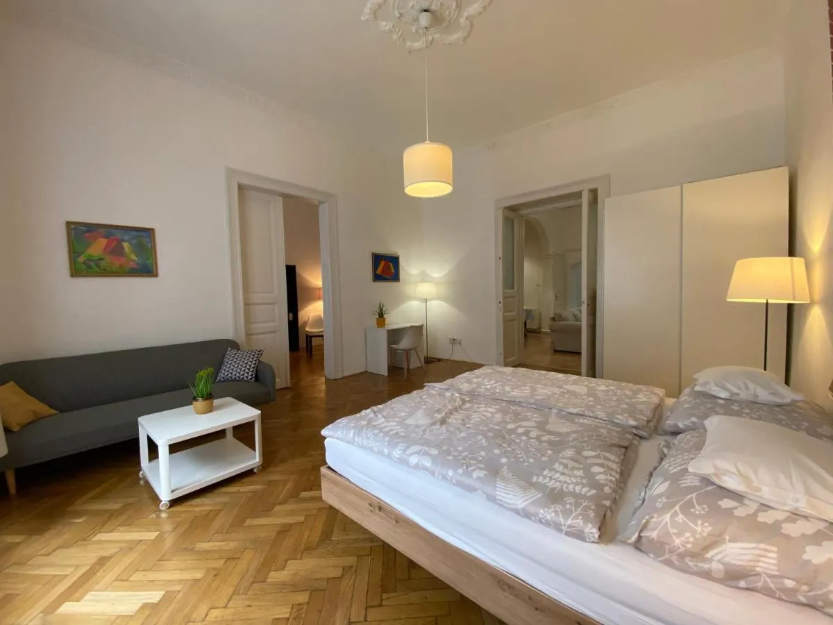 Image 4 of 3 Bedrooms- Central Quarter Apartment