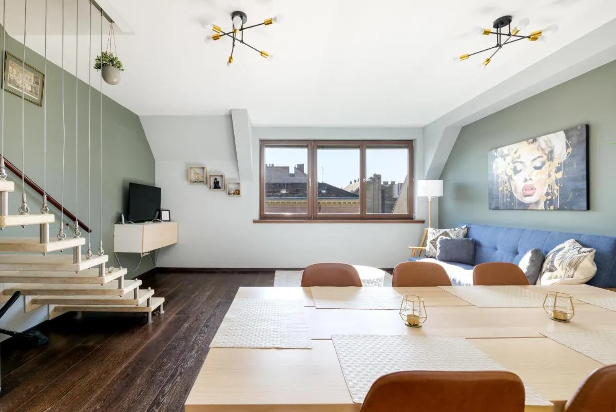 Image 4 of 3bedroom triplex rooftop apartment