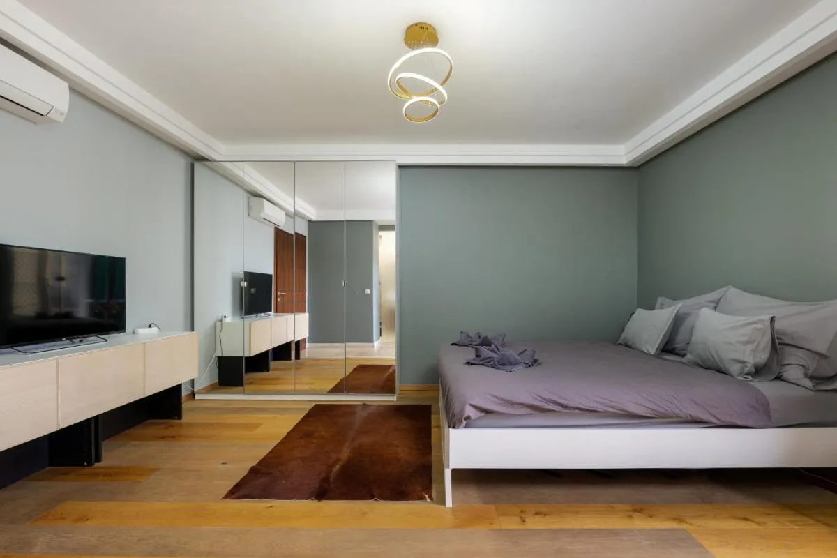 Image 6 of 3bedroom triplex rooftop apartment