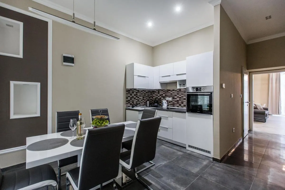 Image 2 of A Golden Star Modern Luxury Apartments and Suites Budapest