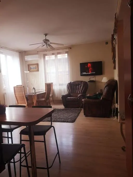 Image 5 of Achilles house