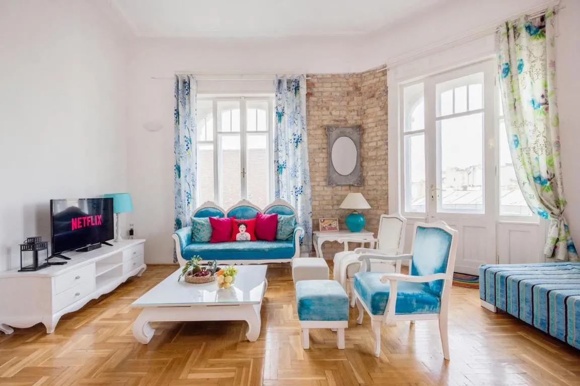 Image of Amazing View Designer Home with Sauna and Jacuzzi 3 min to Opera House