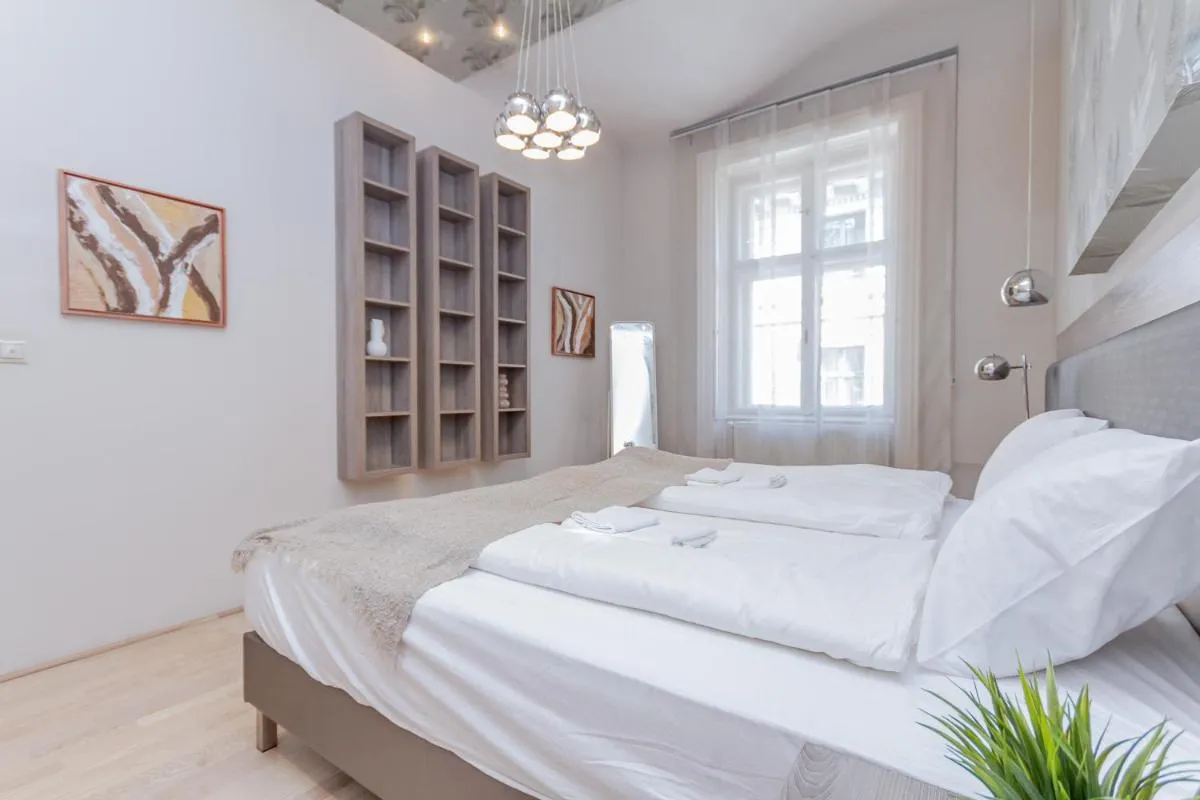Image 1 of Andrássy Str. Luxury Apartment