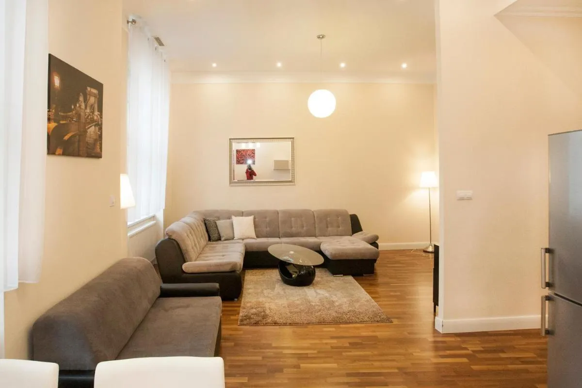 Image 4 of Anna Apartment
