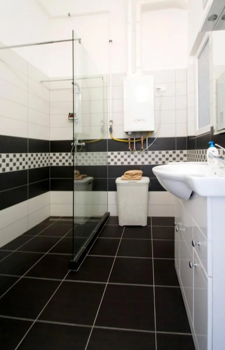 Image 3 of Apartment Andrassy