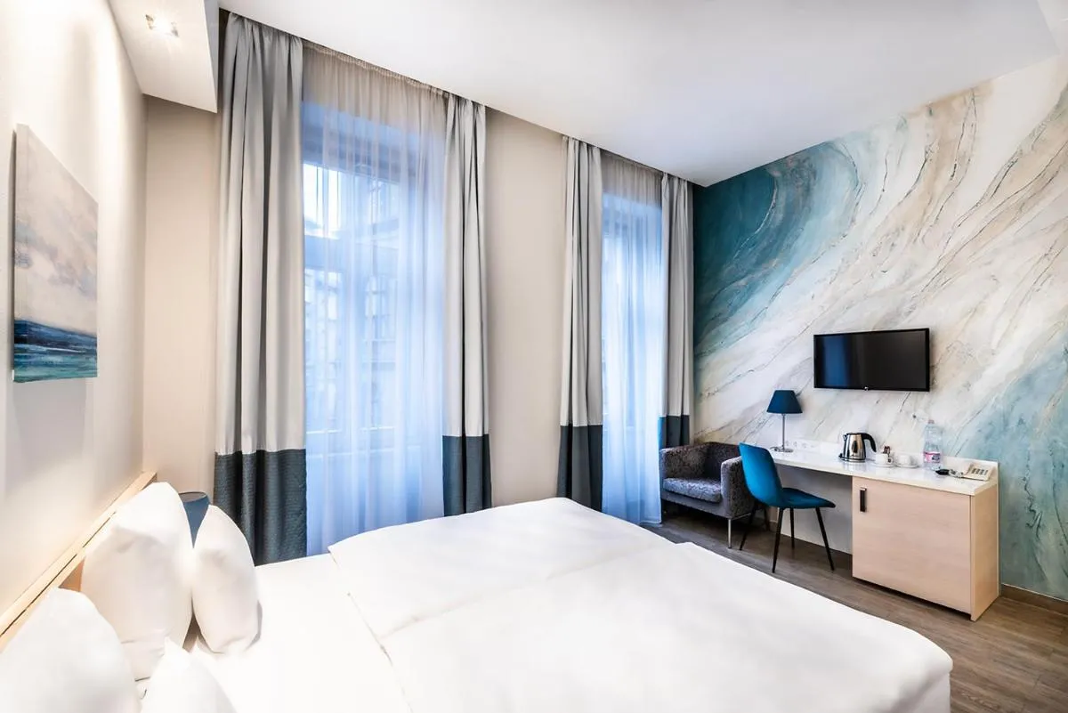 Image 1 of Atrium Fashion Hotel