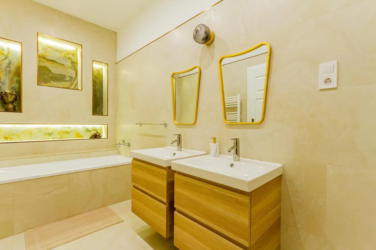 Image 6 of Bengt Apartment Kiraly Str. Luxury Suite