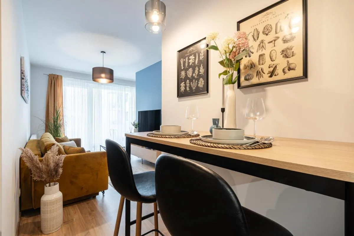 Image 3 of Blooming Budapest Apartment with free underground parking