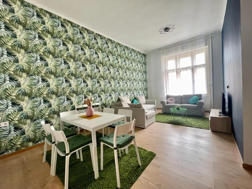 Image 1 of Boutique HomeR1274 Apartment #3bedroom #freeparking