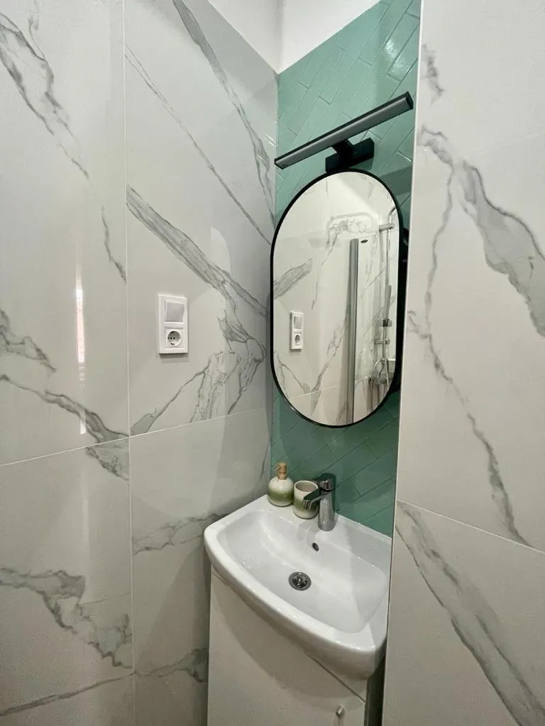 Image 4 of Boutique HomeR1274 Apartment #3bedroom #freeparking
