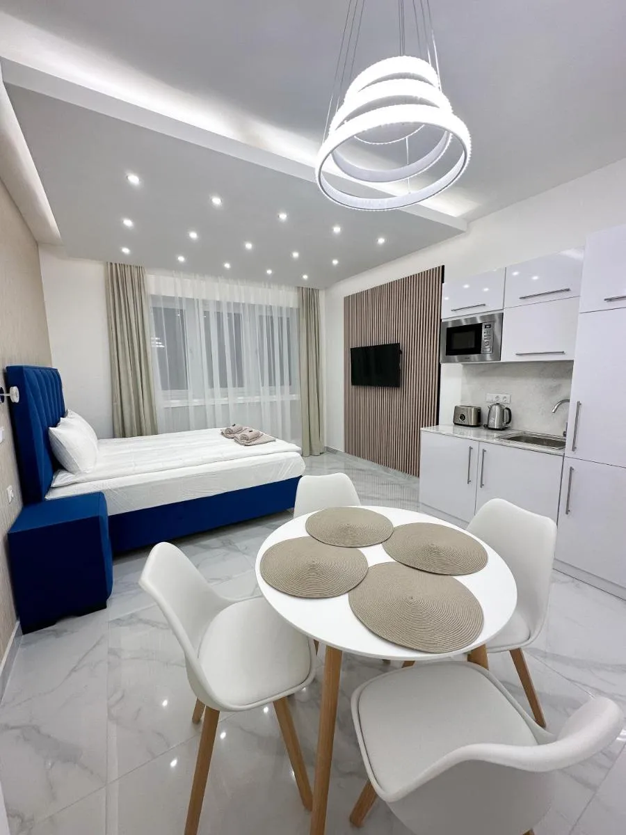 Image 4 of Boutique Luxury Residence