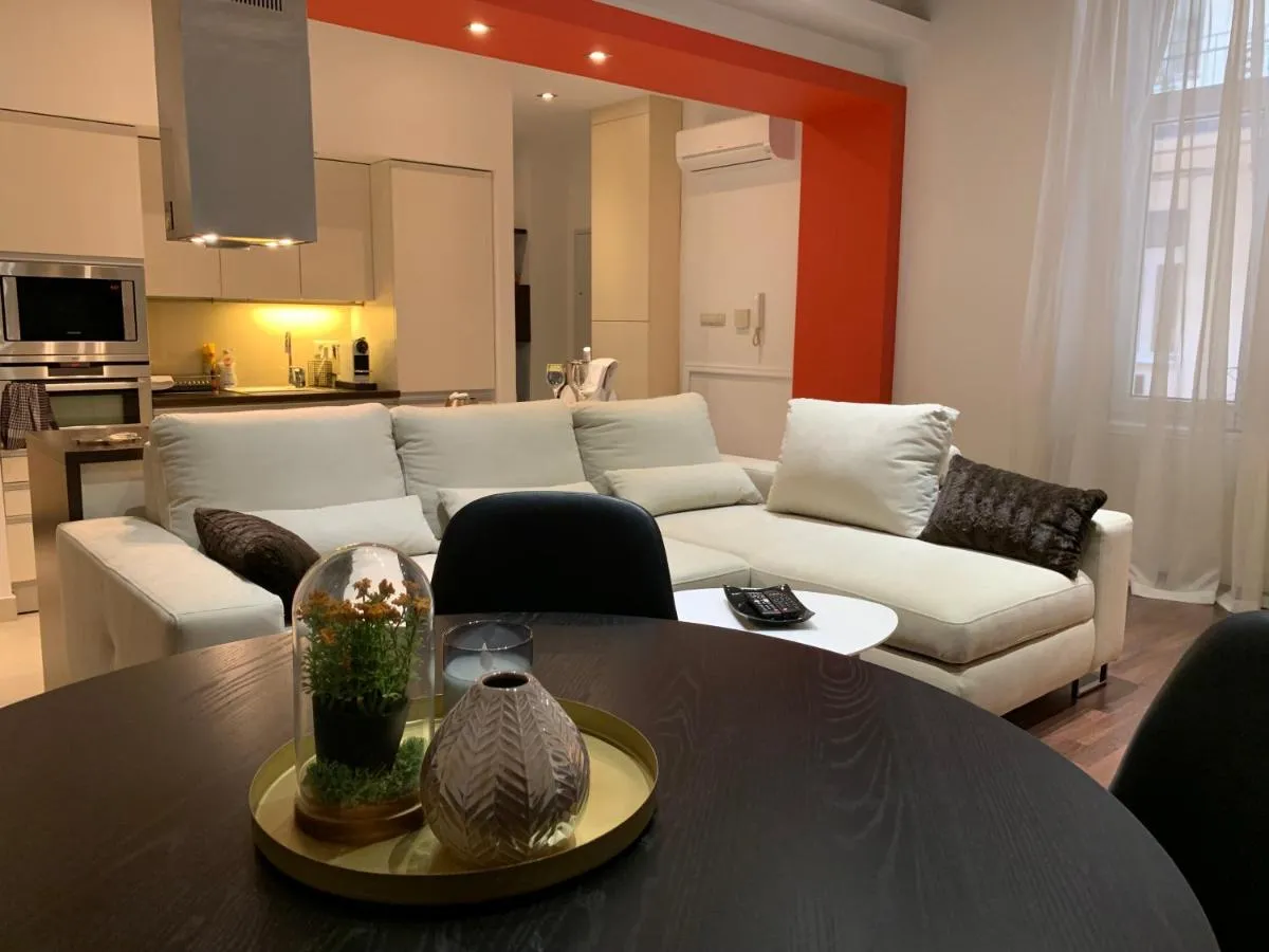Image 3 of Budapest Downtown in Style – Luxury Apartment