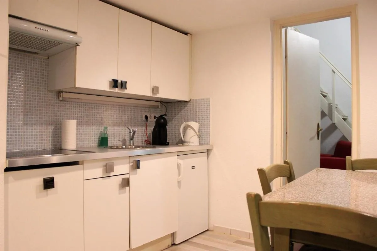 Image 3 of Budapest Easy Flat Opera