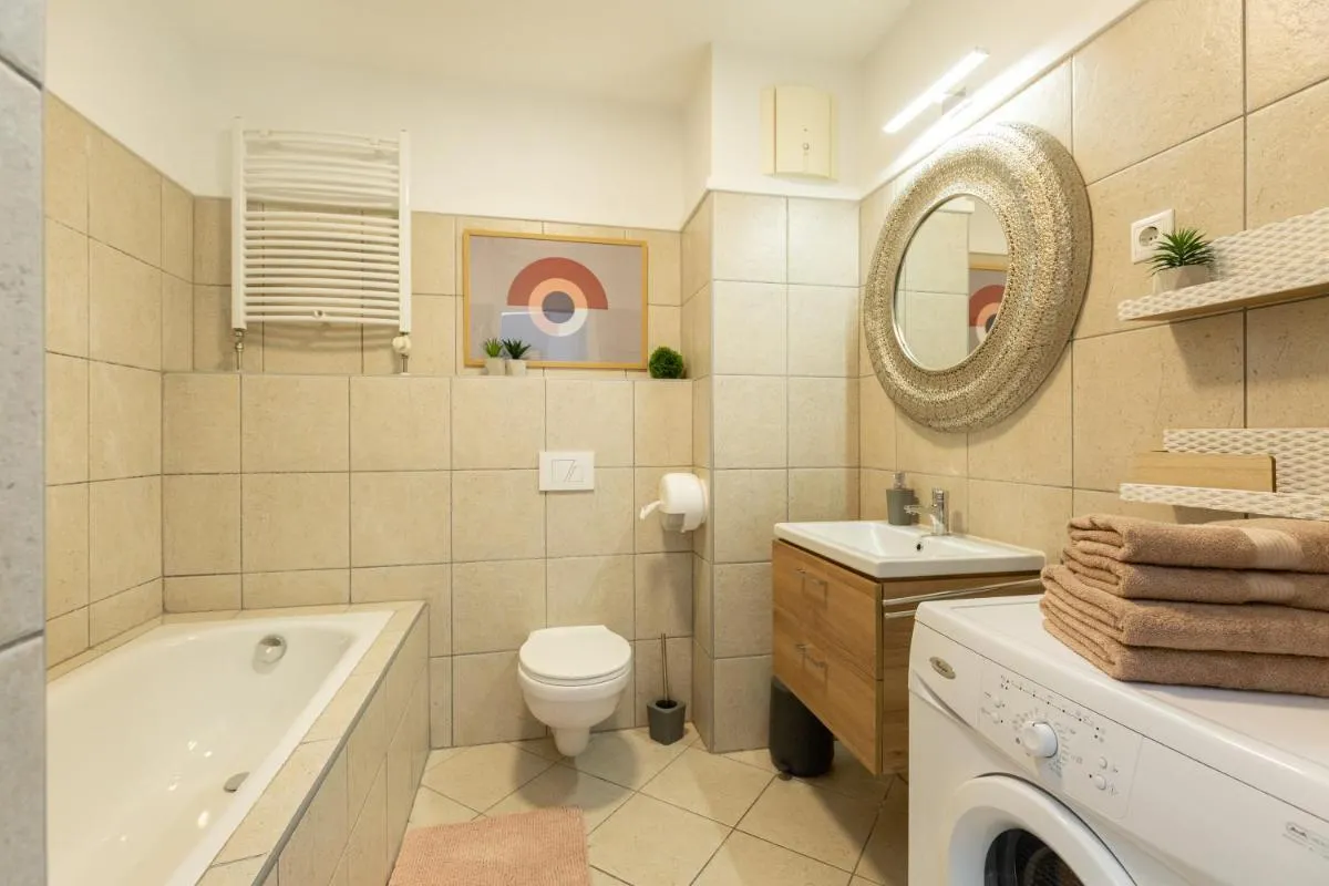 Image 2 of Budapest Holidays Apartments Family