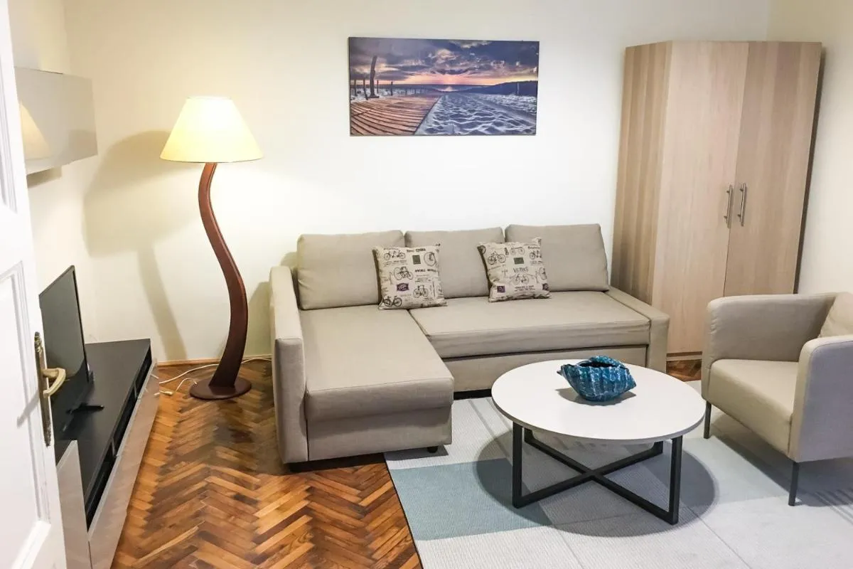 Image 4 of Budapest Kingdom Apartment CENTRAL & CAR PARKING ON-SITE & AIRCON & QUIET & FAMILY FRIENDLY