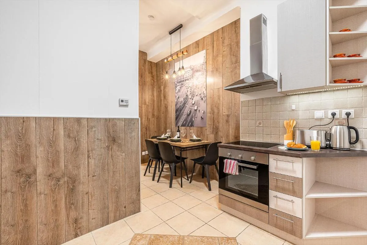 Image 1 of Budapest Then & Now Apartment