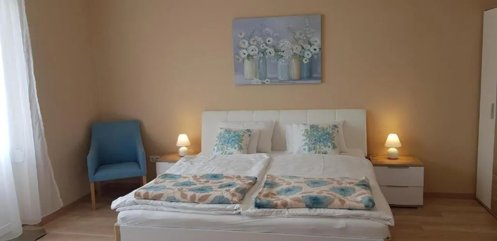 Image 4 of Camille Apartmanhouse