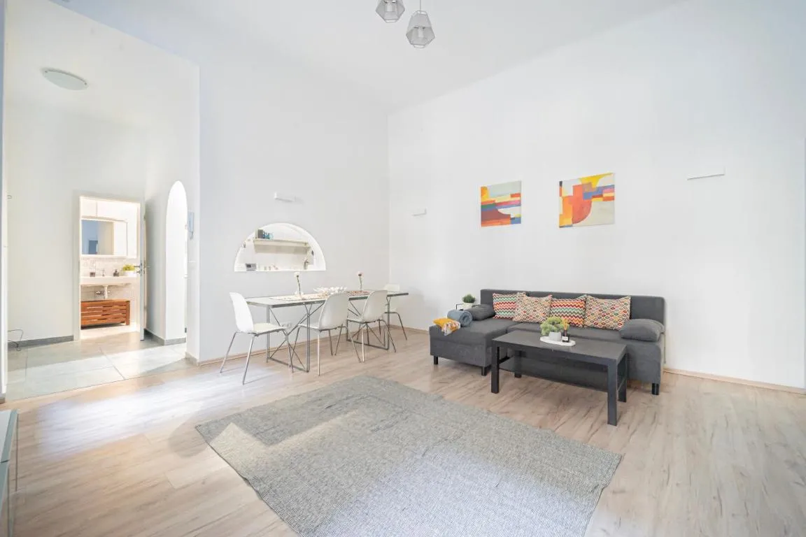 Image of Casabella Apt – 2 bedroom near to Andrassy Ave