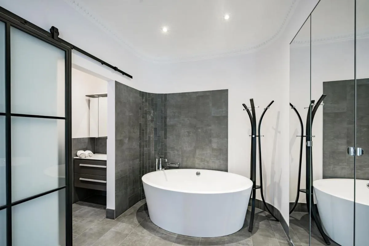 Image 2 of Celine Residence Luxury