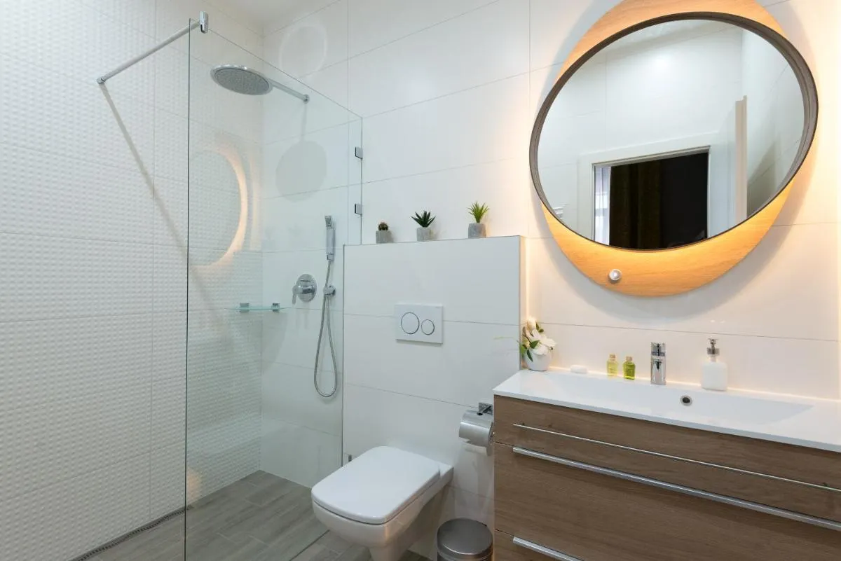 Image 2 of Central Deluxe Apartments