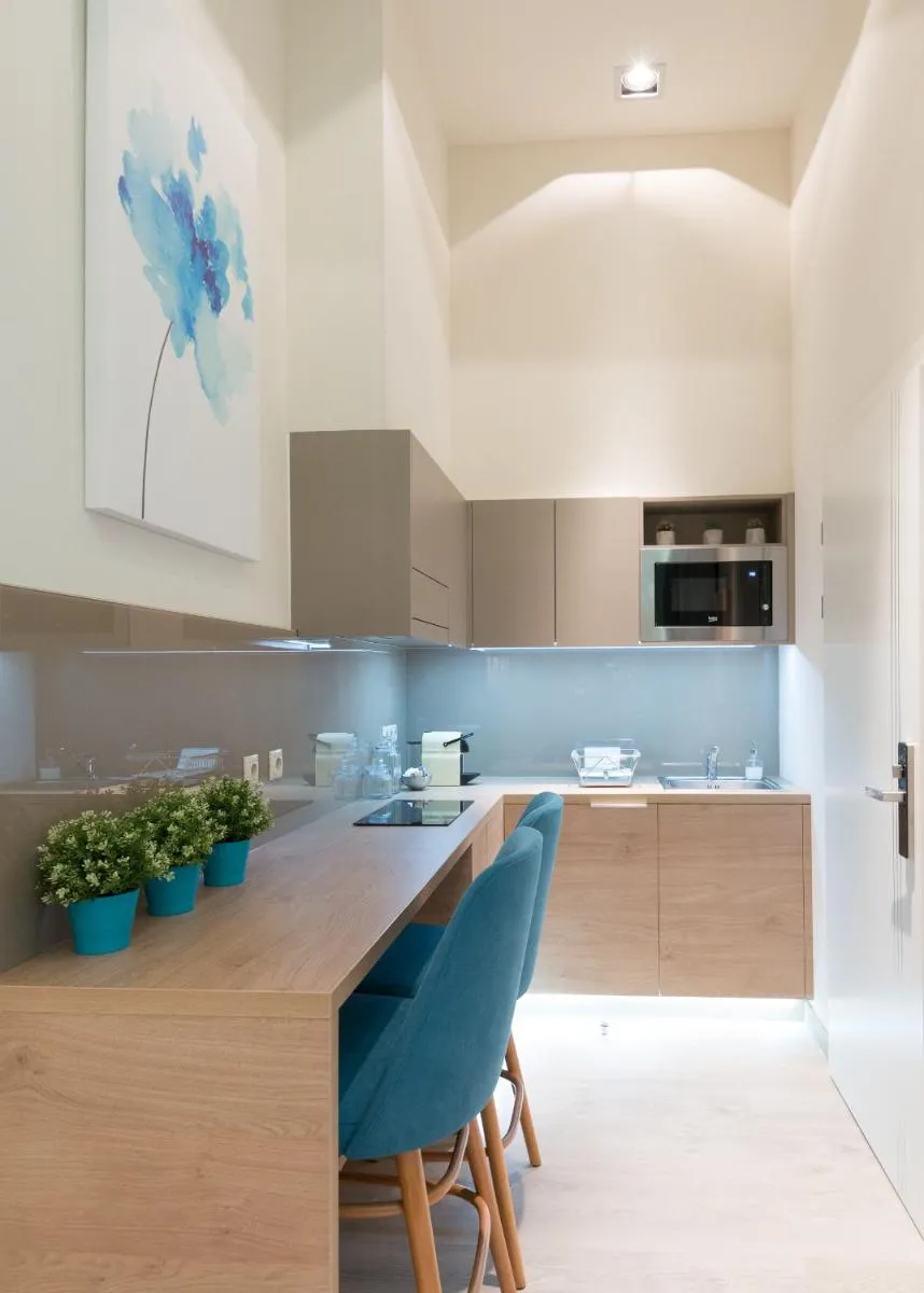 Image 3 of Central Deluxe Apartments