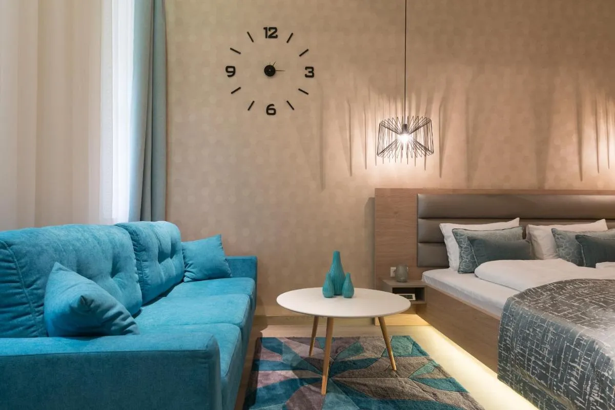 Image 1 of Central Deluxe Apartments