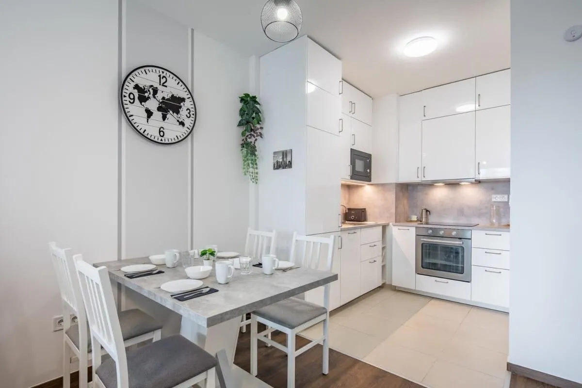 Image 3 of Central – NEW – Cozy Stay