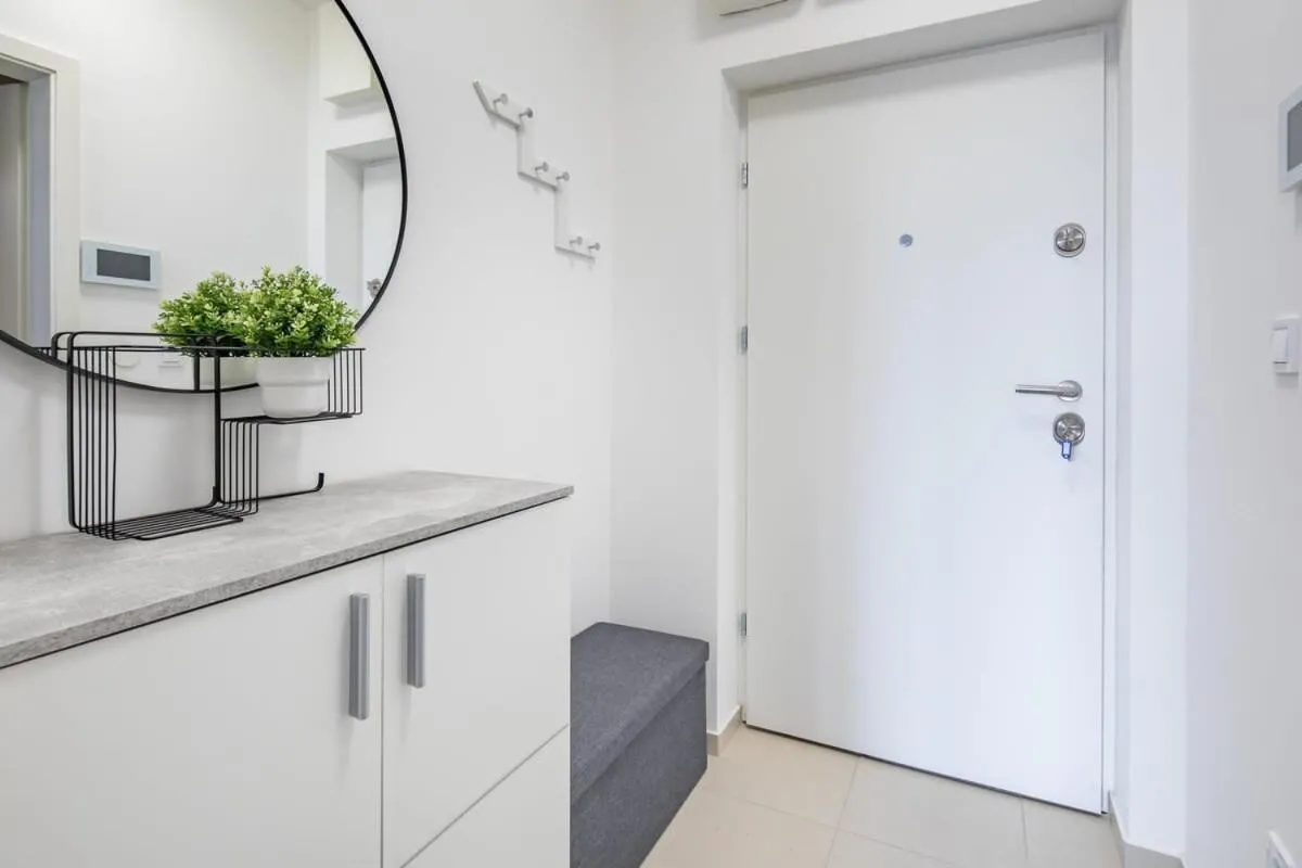 Image 2 of Central – NEW – Cozy Stay