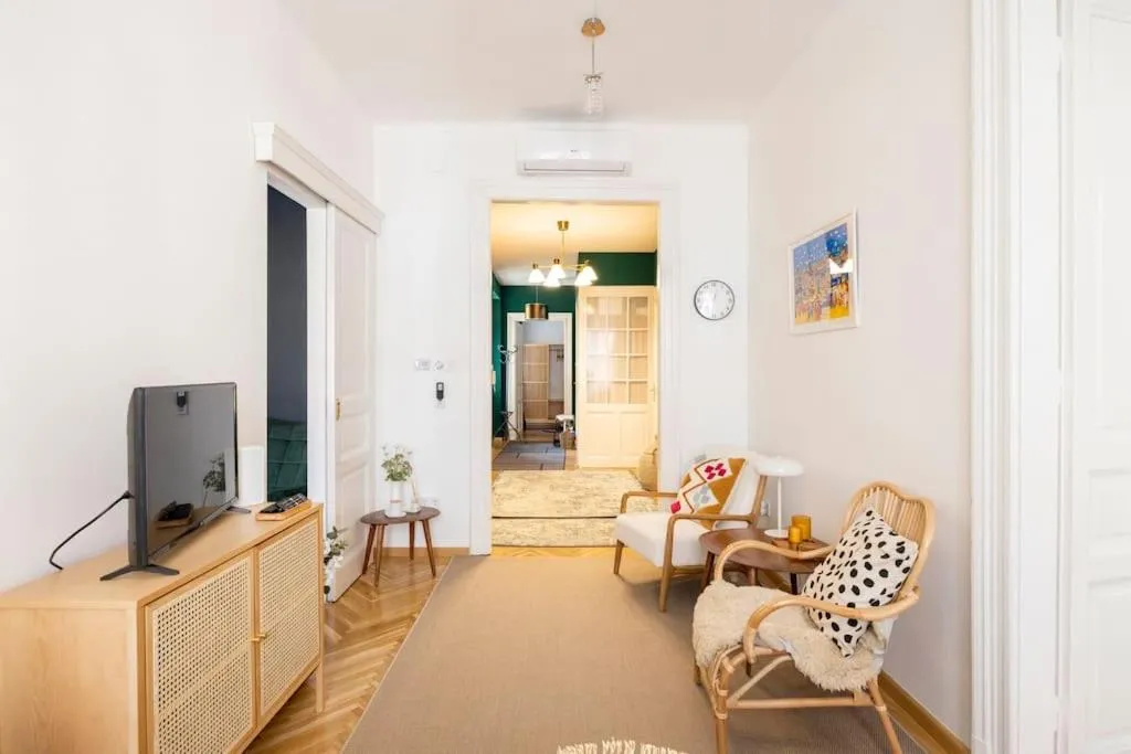 Image 4 of Central Relaxing Home 3BDR A/C