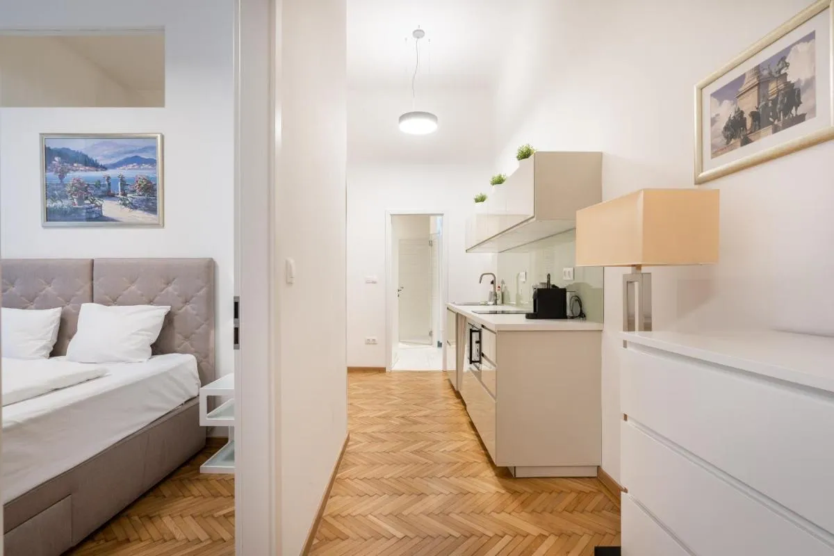 Image 2 of City Block Apartments