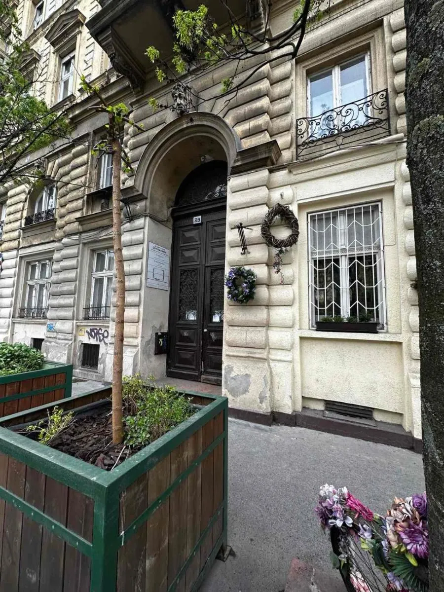Image 5 of City Vibes Apartment – 3 bdrms
