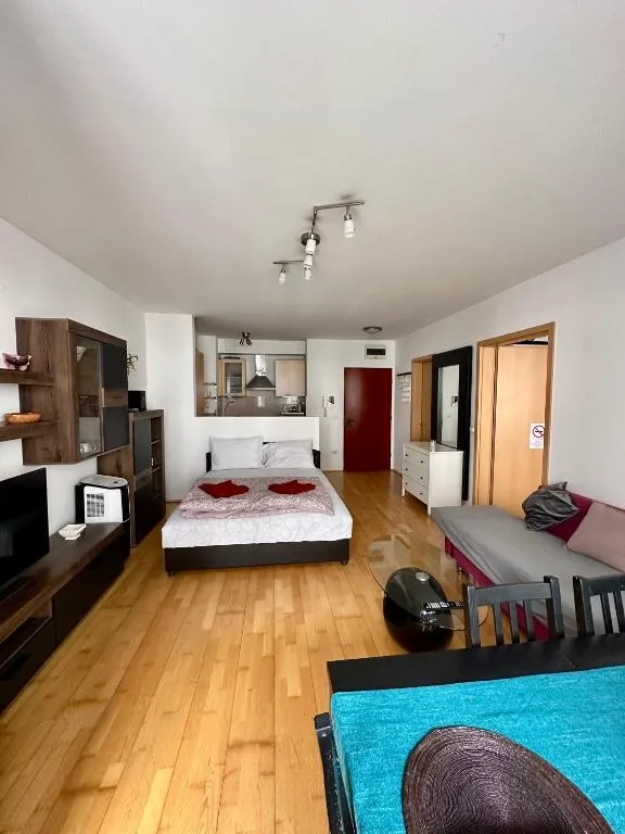 Image of City center apartment with balcony