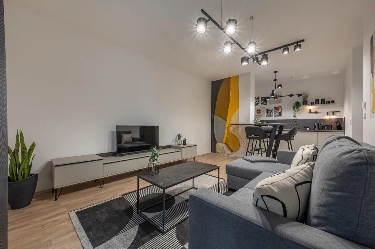Image 4 of Condo With Balcony @ Downtown Budapest