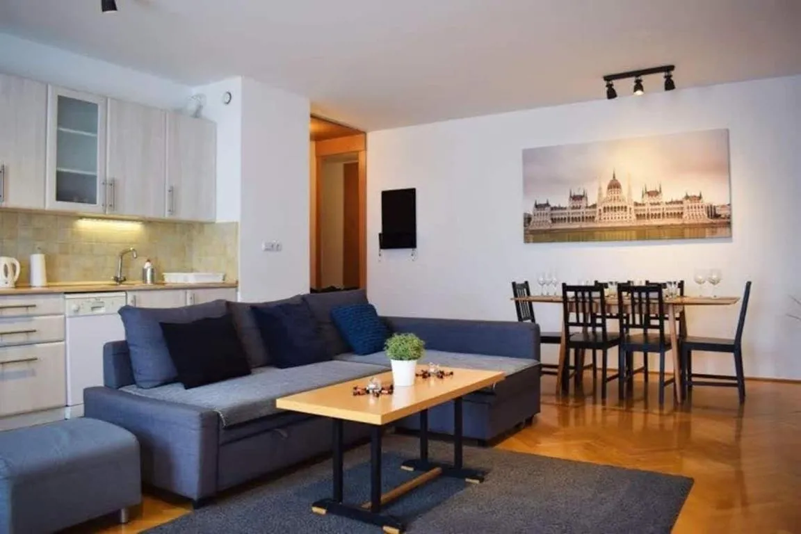 Image of Cosy Apartment In Budapest Downtown WITH Free Garage Parking
