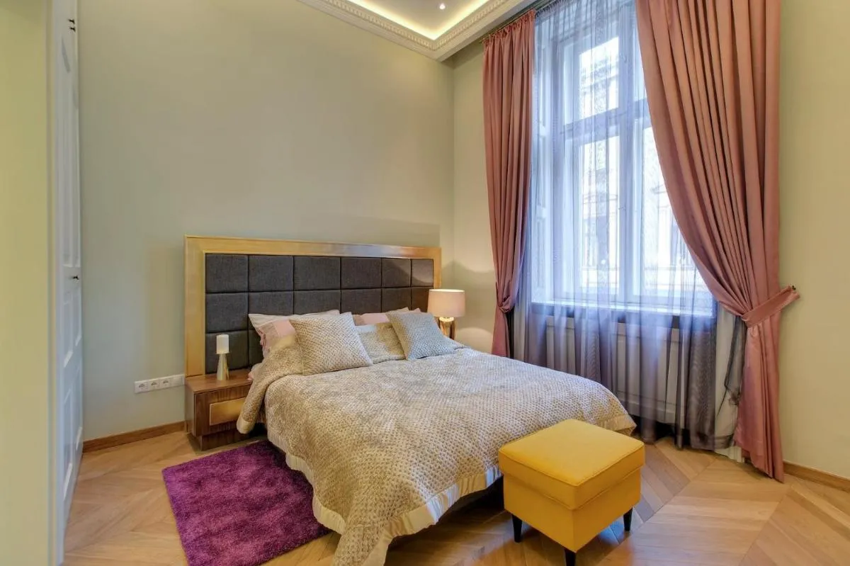 Image 1 of Count Zrinyi Basilica Luxurious Residence