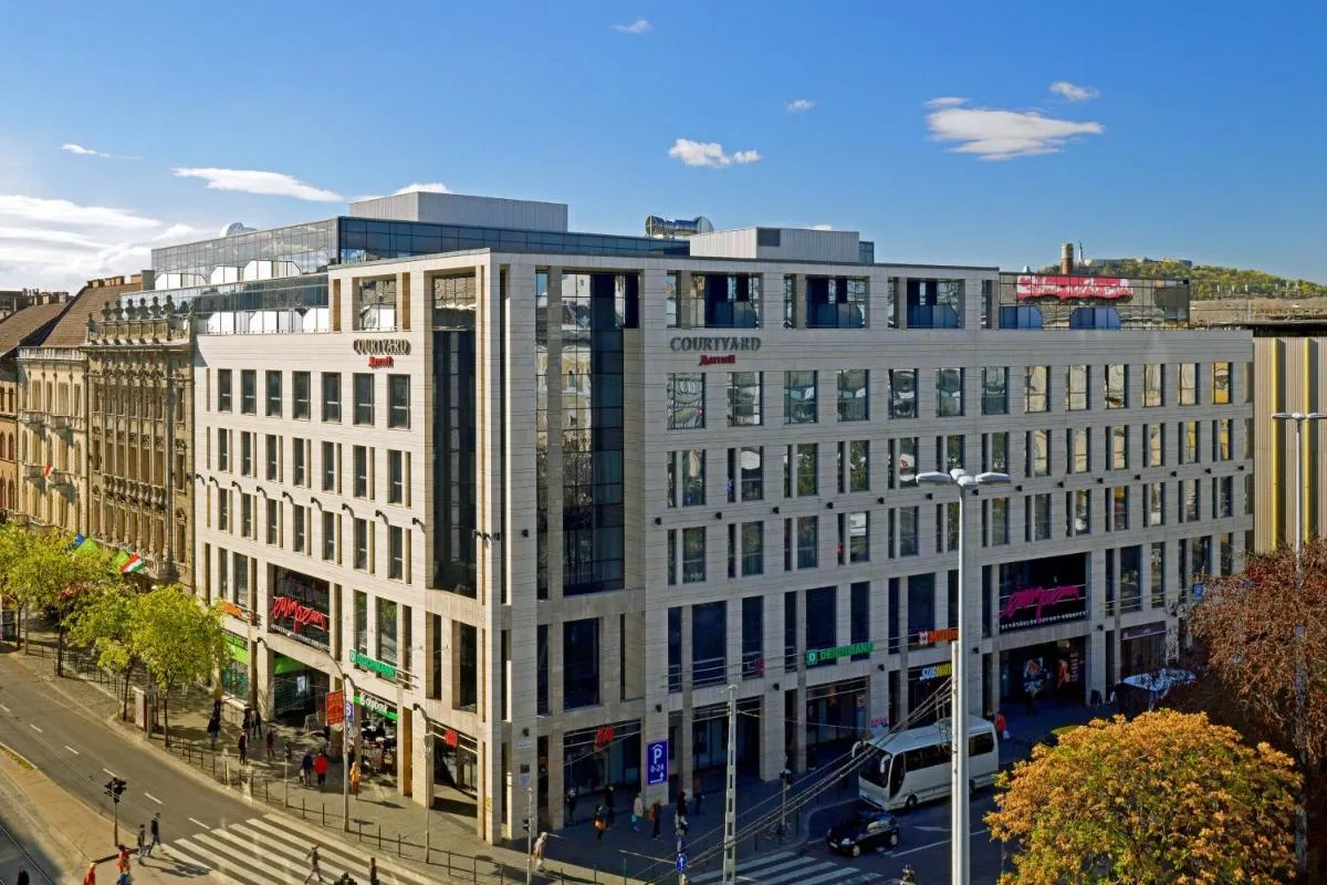 Image 1 of Courtyard by Marriott Budapest City Center