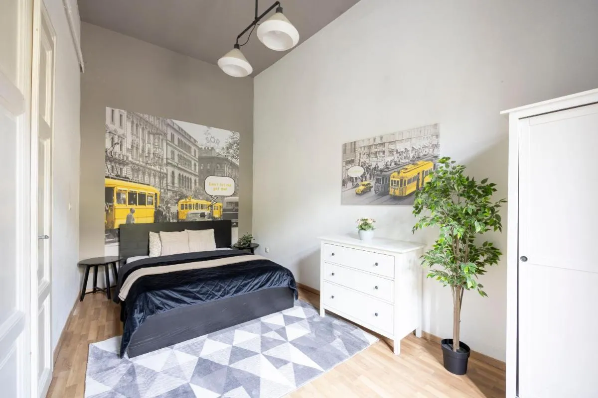 Image 3 of Cozy & Nostalgic Budapest Style Apartment in the Center