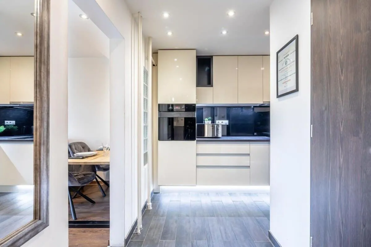 Image 3 of Cozy quiet apartment with a balcony