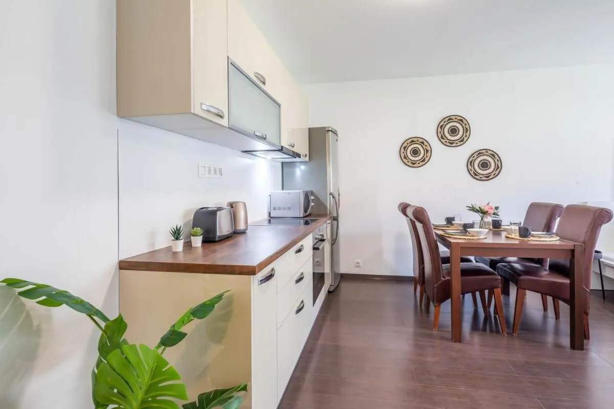 Image 3 of Cute and convenient Apartment