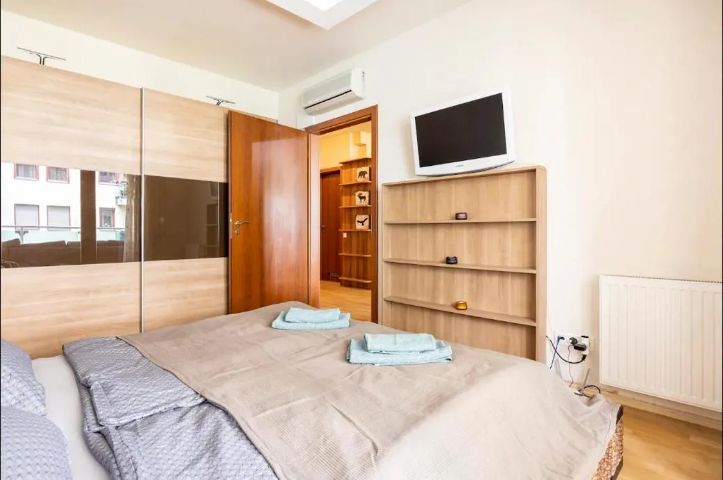 Image 5 of Danube Dream Superb view & garage