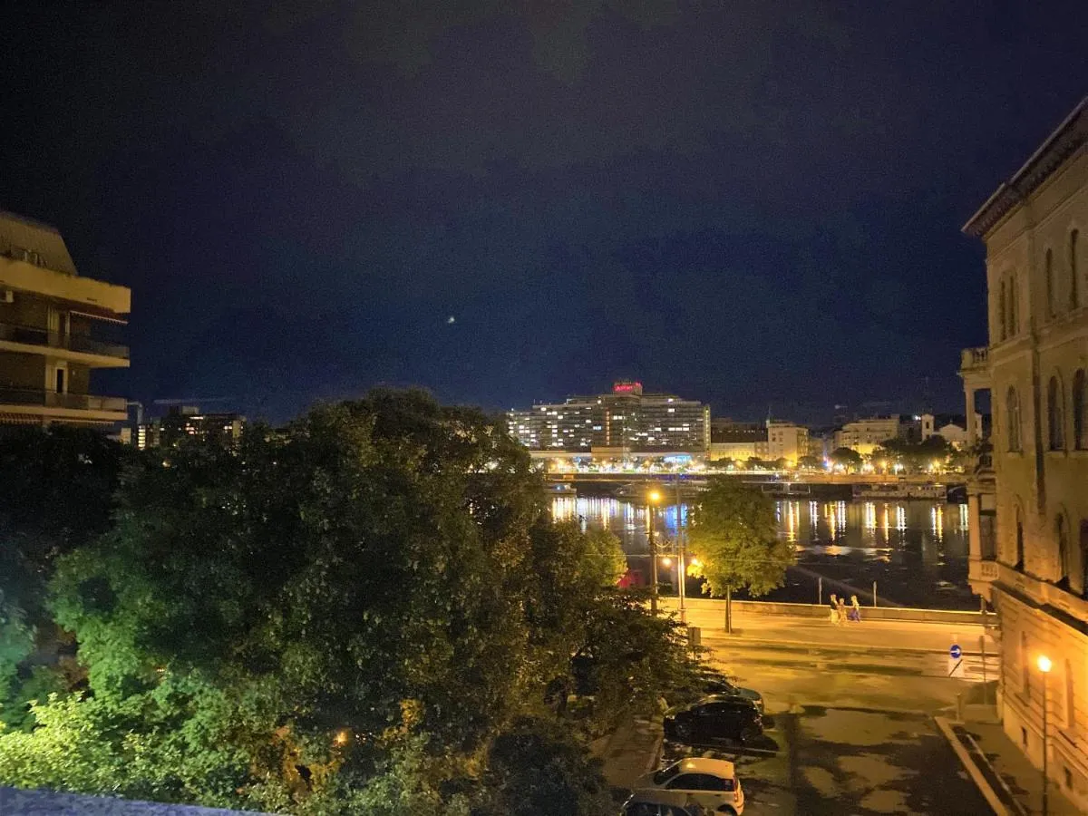 Image 6 of Danube view Artapartment with balcony