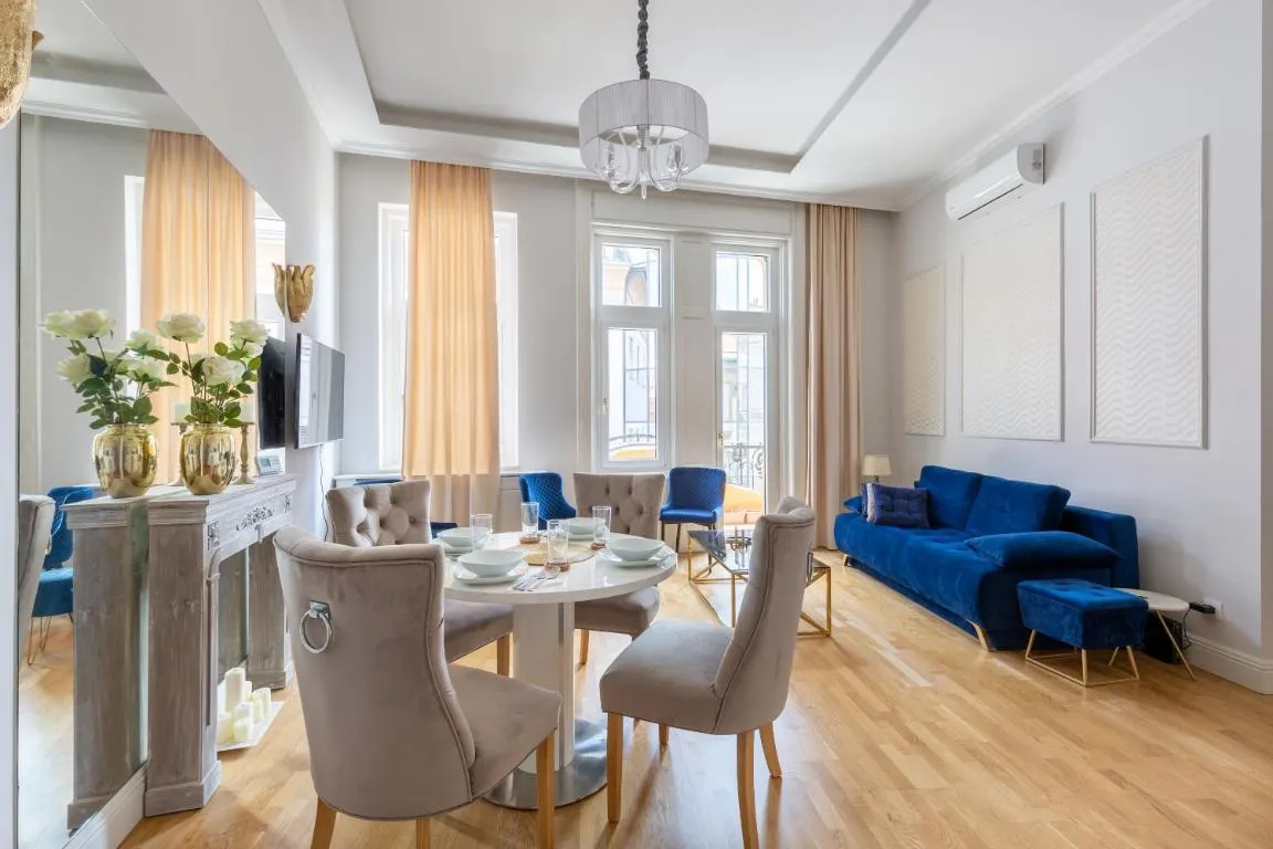Image of Designer Luxury Home in The Jewish Quarter