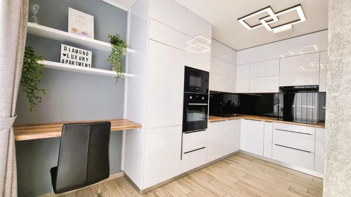 Image 3 of Diamond Luxury Apartment