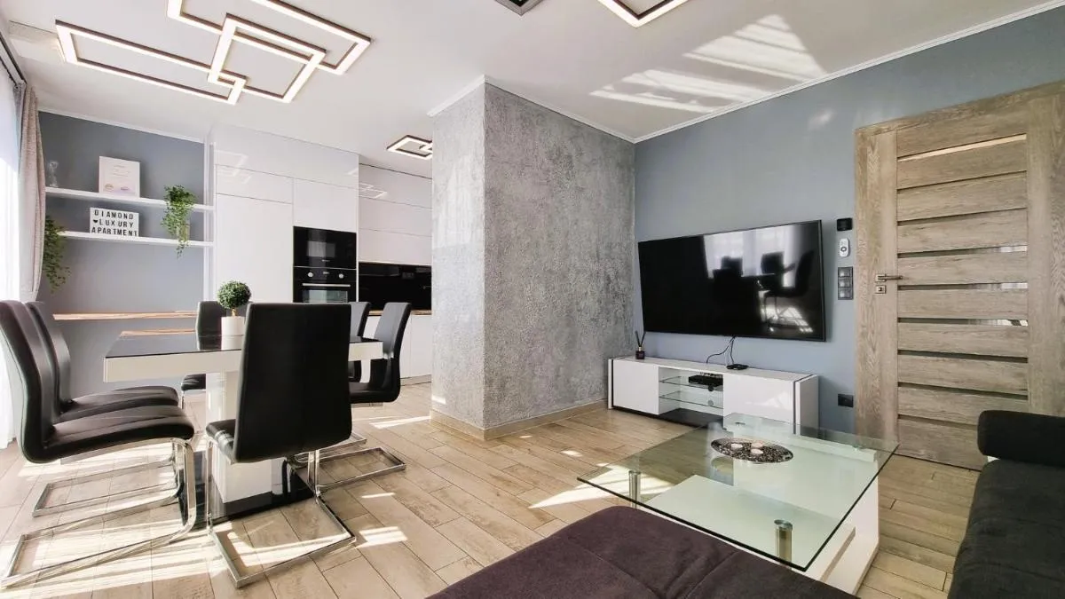Image 4 of Diamond Luxury Apartment
