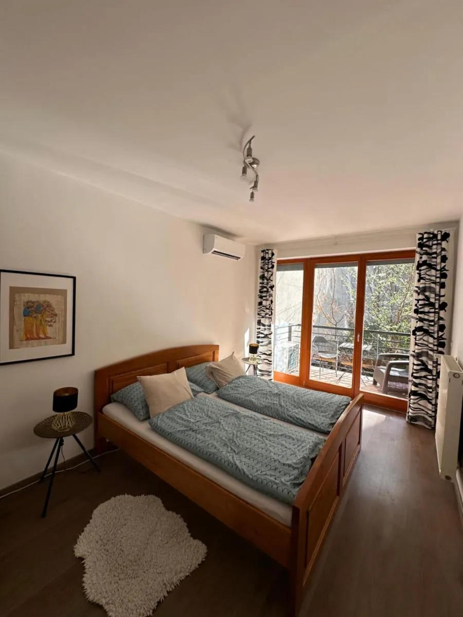 Image 1 of Downtown peace apartment (BALCONY,AC,PARKING)