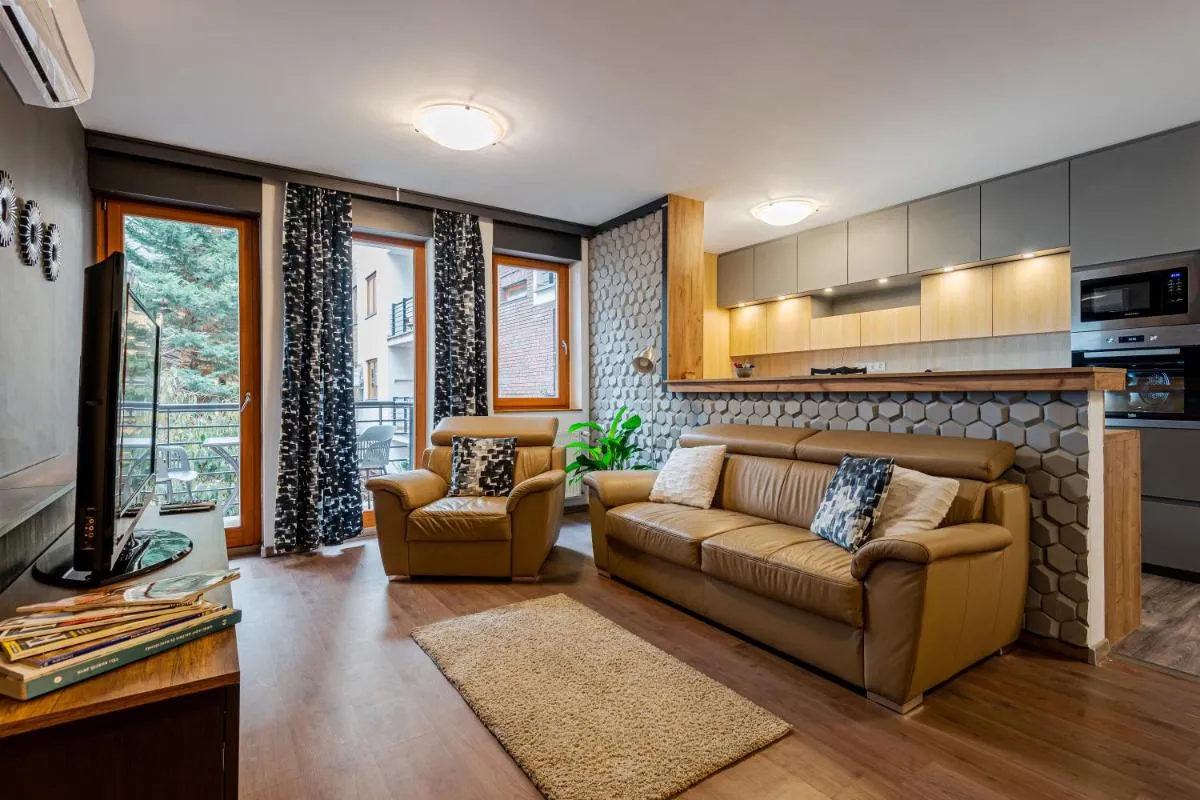 Image 3 of Downtown peace apartment (BALCONY,AC,PARKING)