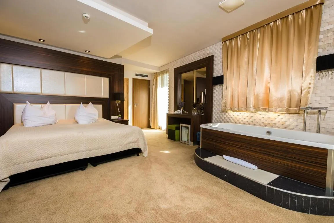 Image of Duna Garden Hotel