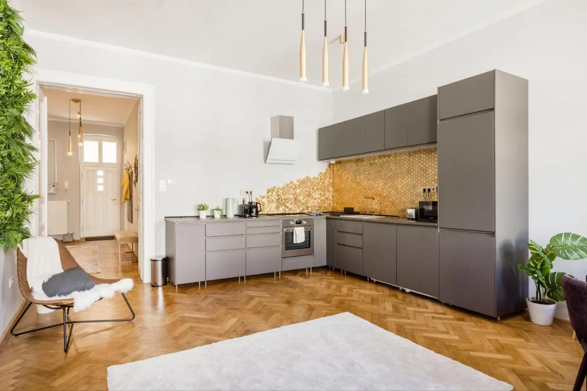 Image 3 of Elegant and spacious holiday home