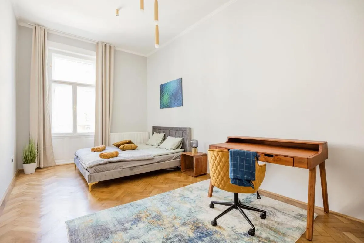 Image 1 of Elegant and spacious holiday home