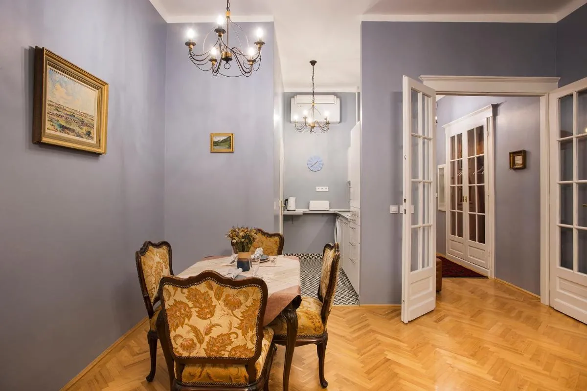 Image 6 of Engel Apartman